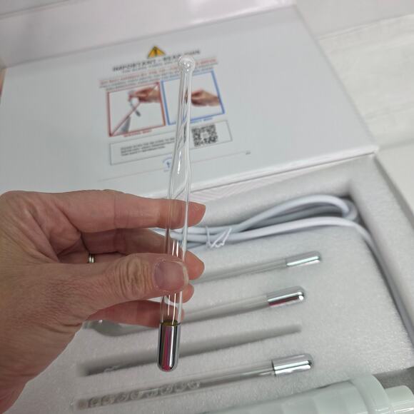 NuDerma Handheld Skin Therapy Wand Machine w/Neon – Anti-Aging - Skin Tightening - Picture 10 of 16